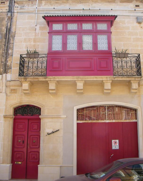 Nocturne Family House Apartment Paola Exterior photo